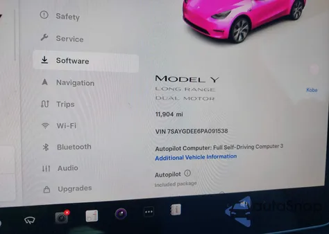 2023 Tesla Model Y Awd/Long Range Dual Motor All-Wheel Drive z USA, uszkodzony, nr VIN 7SAYGDEE6PA091538